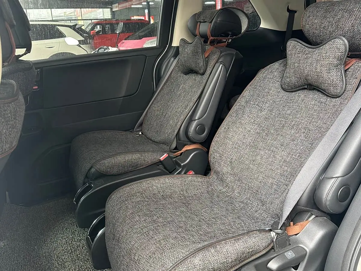 Honda Odyssey 2018 — Photo 3/7