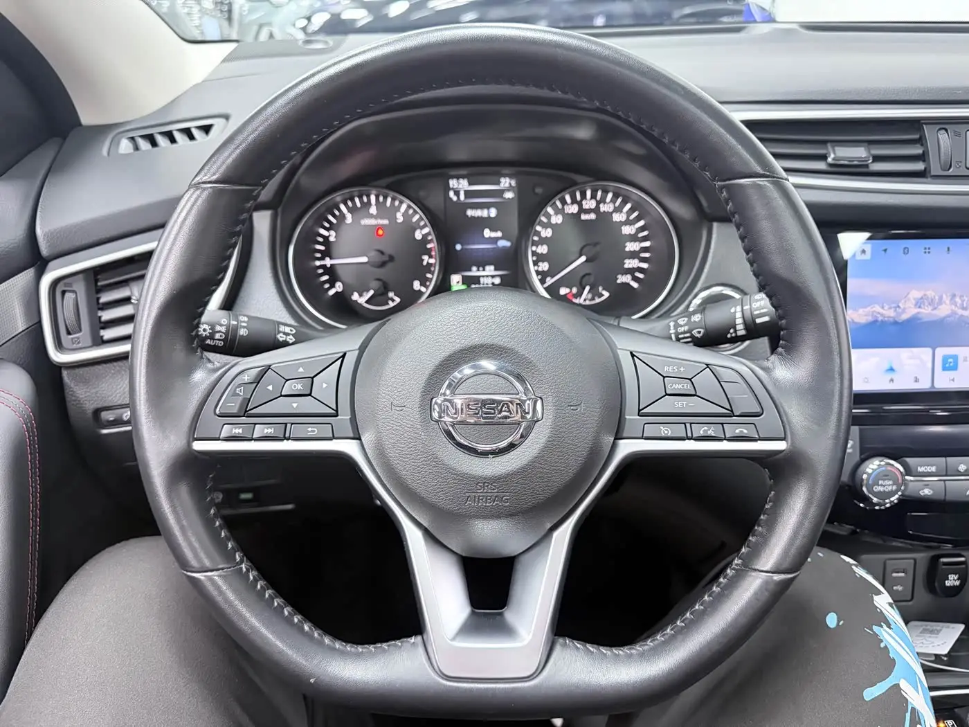 Nissan Qashqai 2022 — Photo 12/20