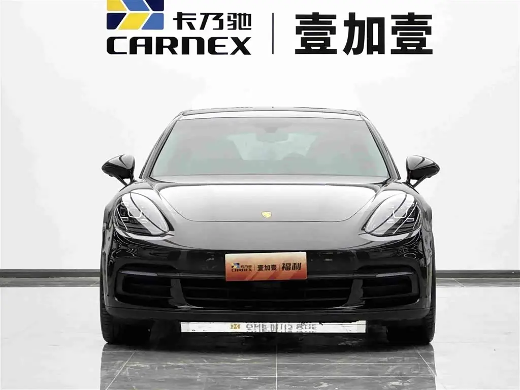 Porsche Panamera 2019 — Фото 2/20