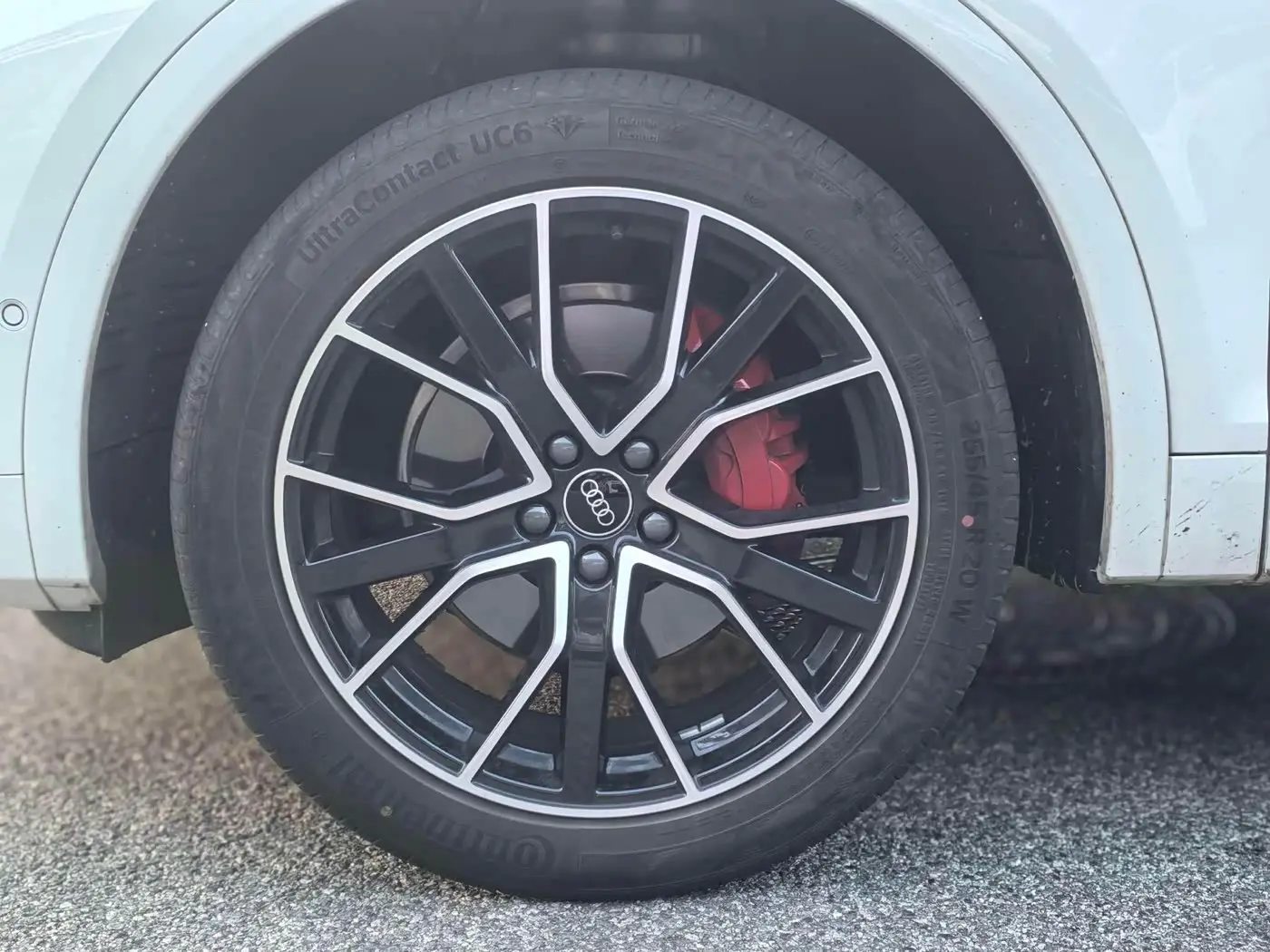 Audi Q5L 2024 — Photo 10/11