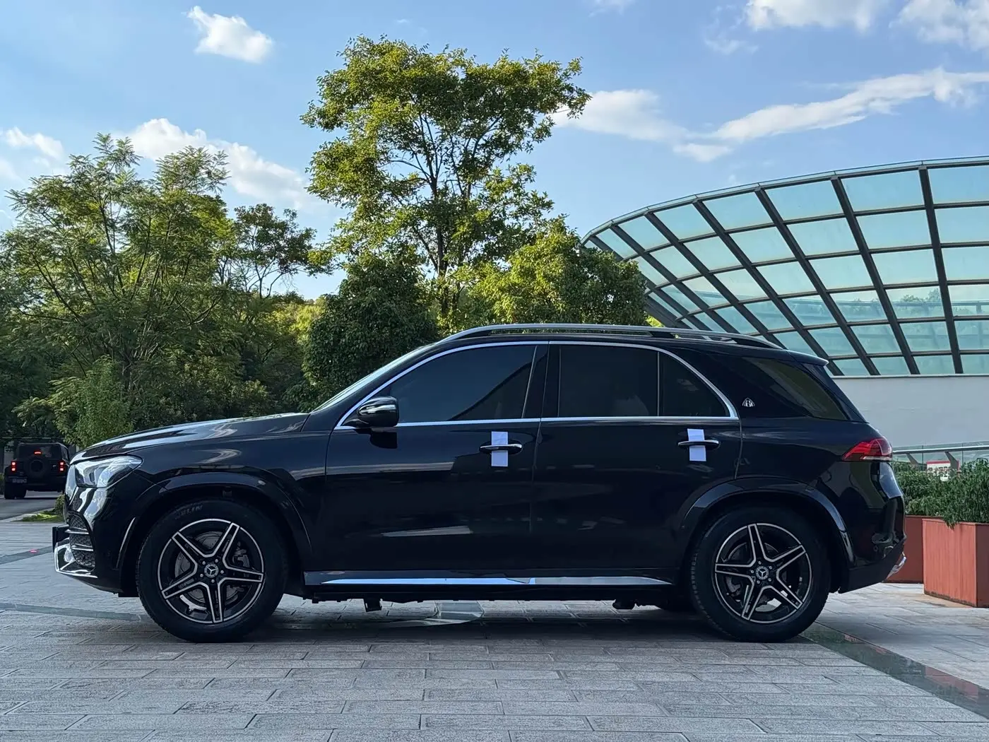 Mercedes-Benz GLE 2022 — Фото 5/20