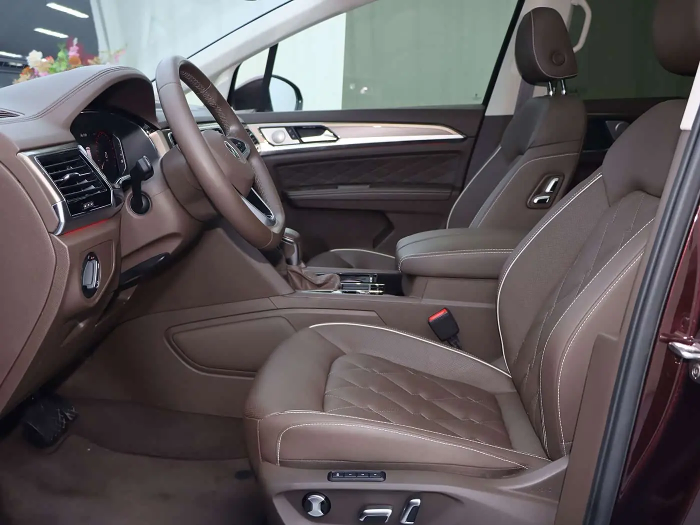 Volkswagen Viloran 2021 — Photo 4/20