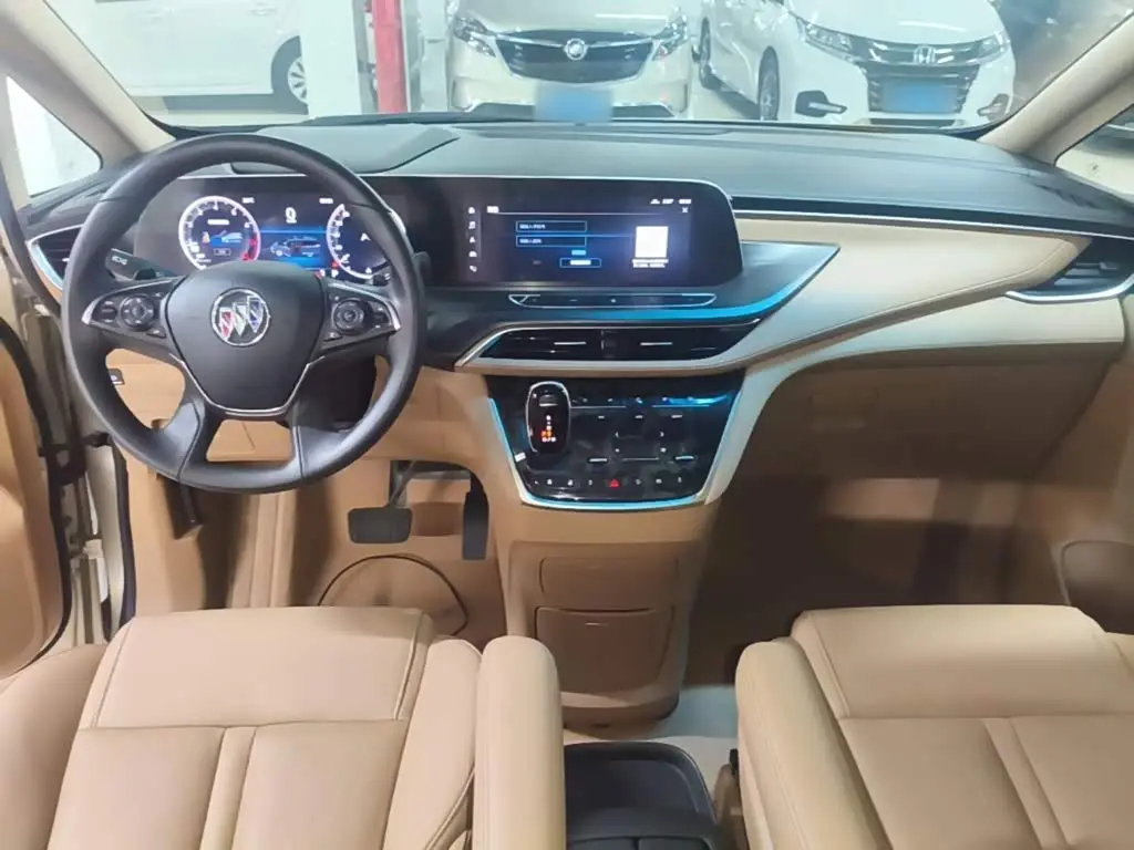Buick GL8 2021 — Photo 10/20