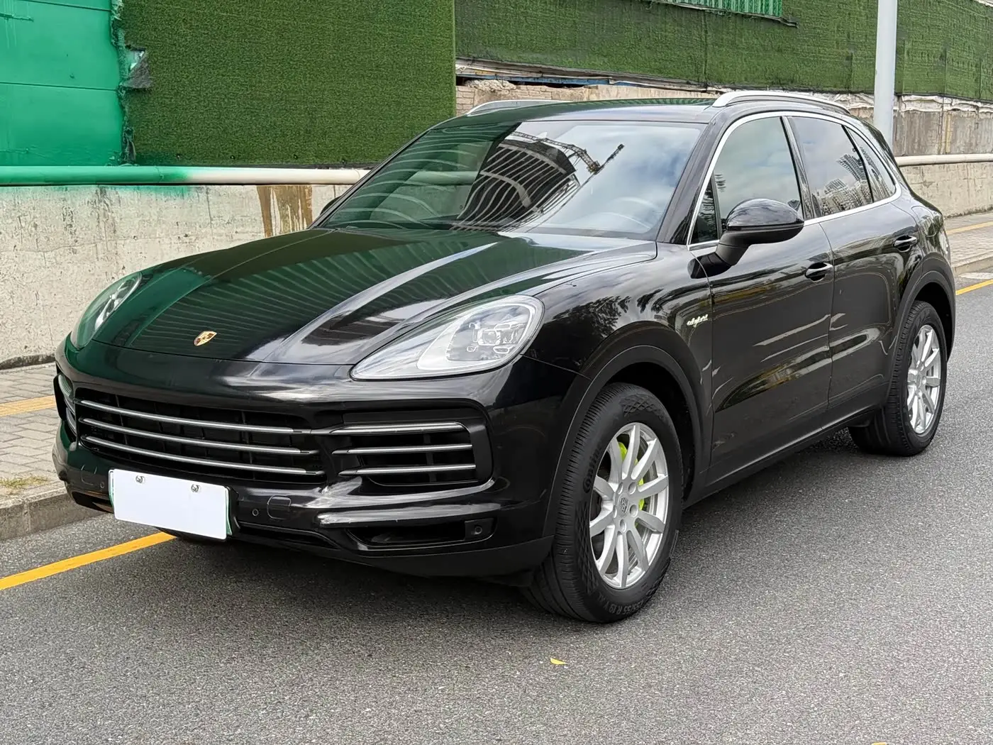 Porsche Cayenne New Energy, 2019