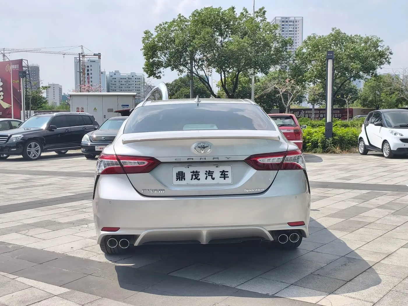Toyota Camry 2021 — Photo 4/20