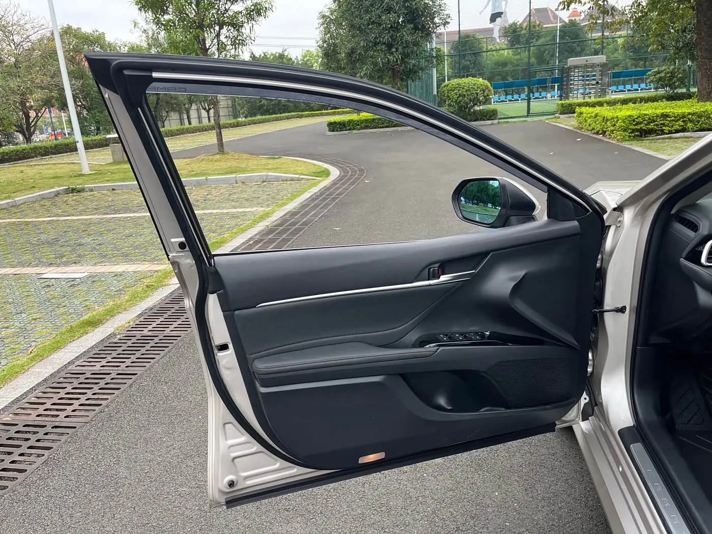 Toyota Camry 2019 — Photo 15/20