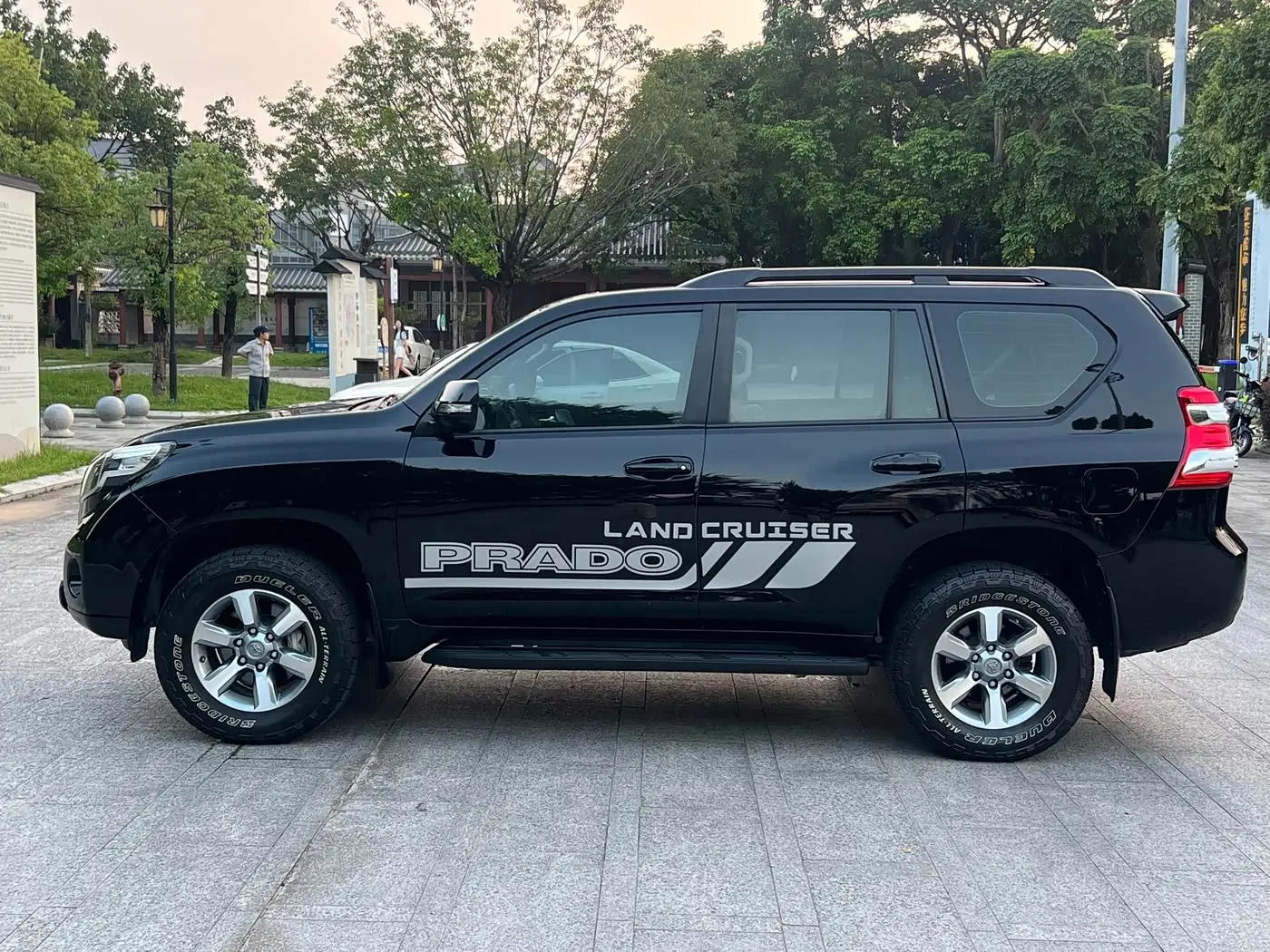 Toyota Prado 2016 — Фото 7/20