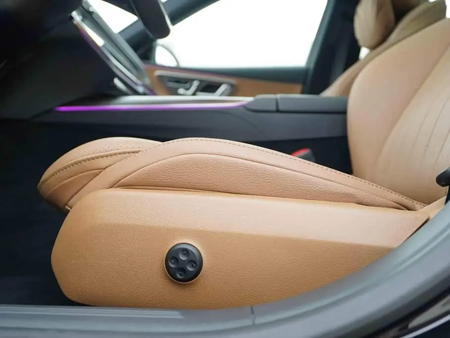 Mercedes-Benz E-Class 2025 — Фото 11/20