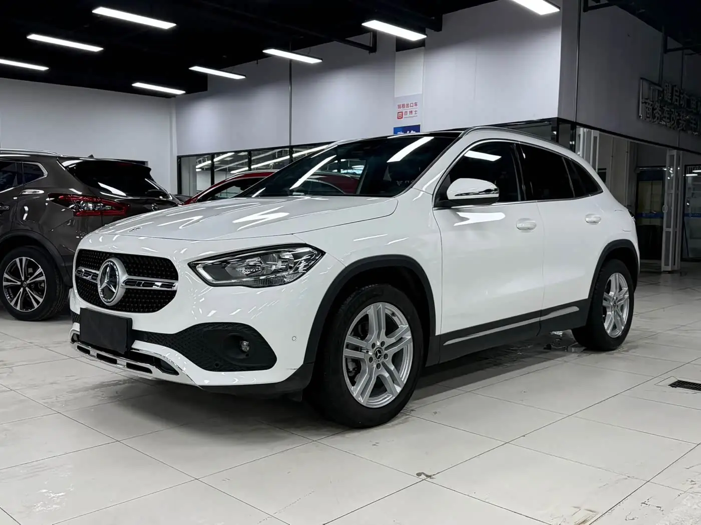 Mercedes-Benz GLA, 2022