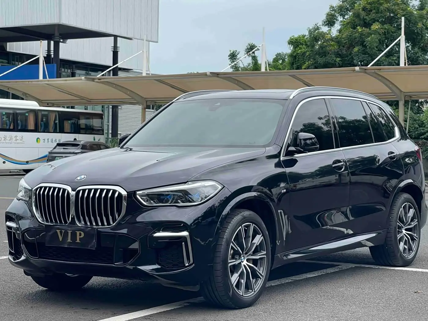 BMW X5 2022 — Фото 2/15