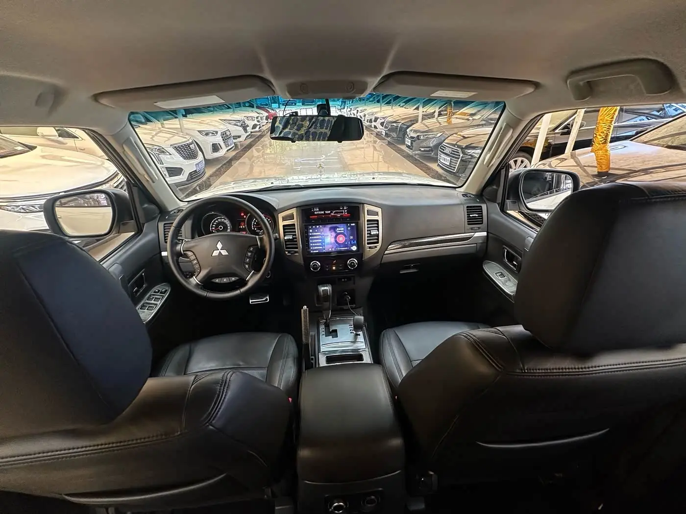 Mitsubishi Pajero 2020 — Photo 9/9