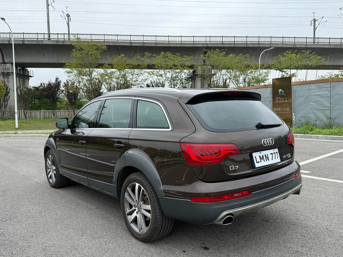 Audi Q7 2015 — Фото 6/12