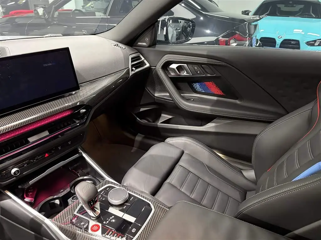 BMW M2 2025 — Photo 9/11