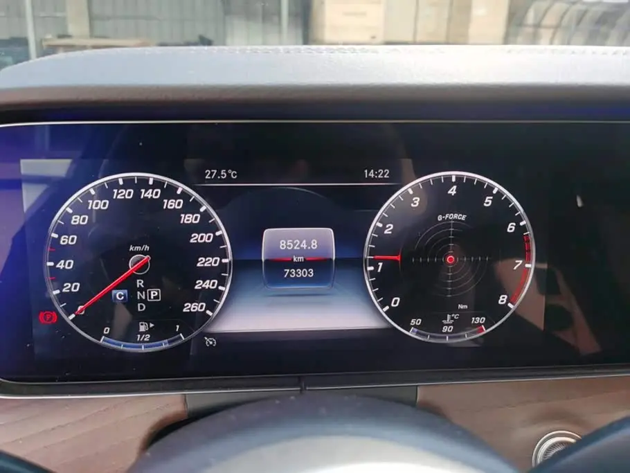 Mercedes-Benz E-Class 2019 — Фото 14/16