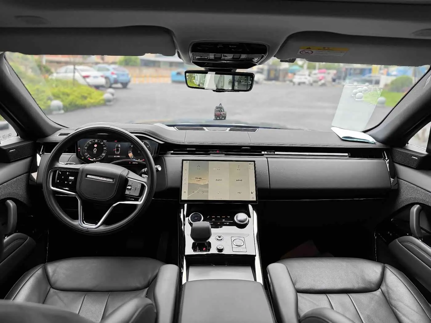 Land Rover Range Rover Sport 2024 — Фото 13/17