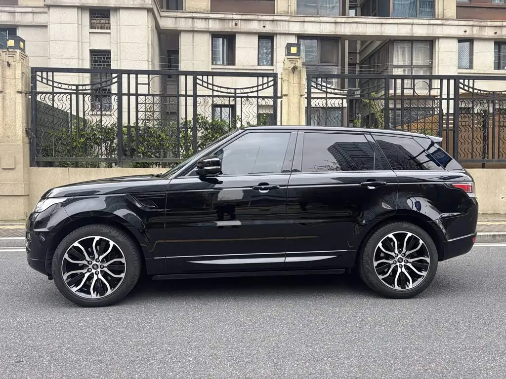 Land Rover Range Rover Sport 2018 — Photo 5/9