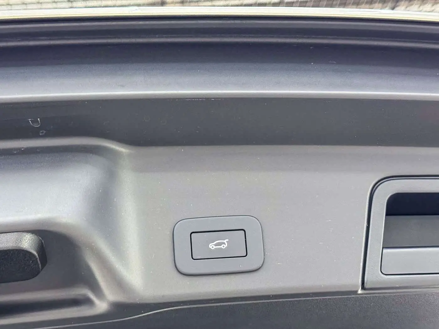 Land Rover Range Rover Evoque 2025 — Photo 19/20