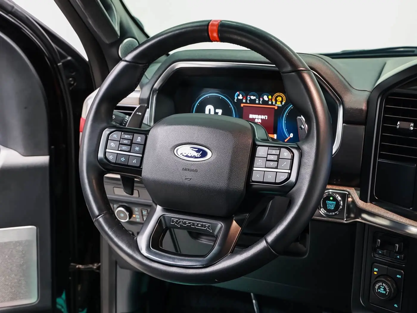 Ford F-150 Raptor 2024 — Фото 17/20