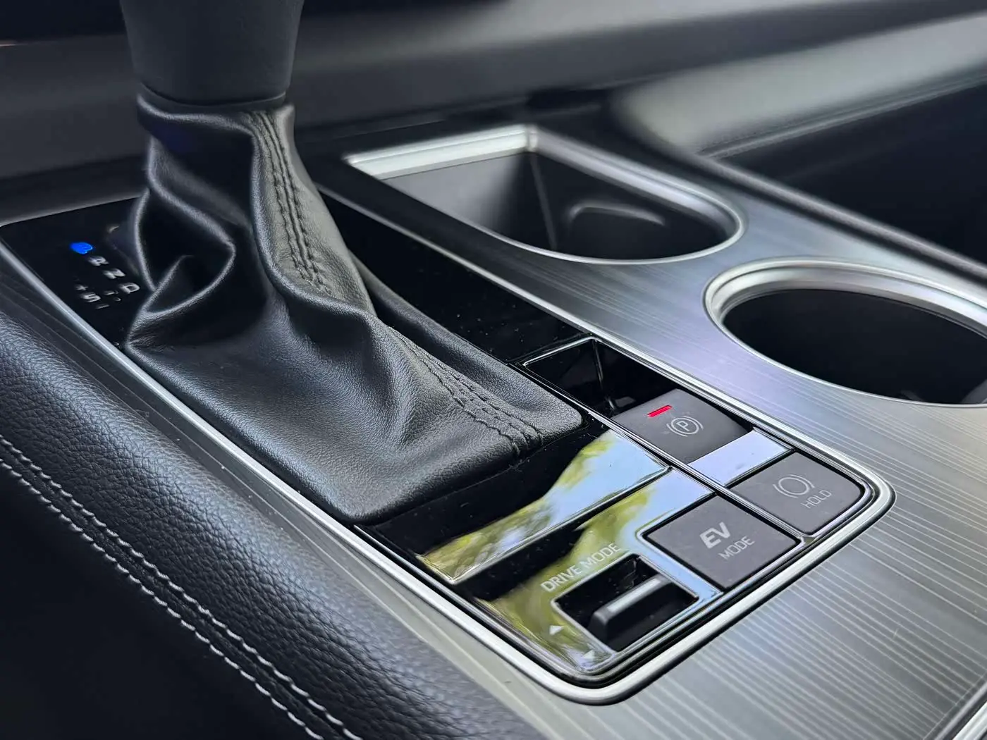 Toyota Sienna 2023 — Photo 13/20