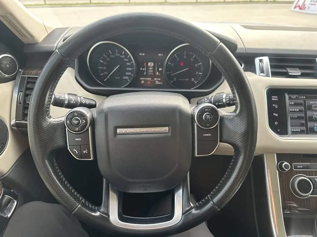 Land Rover Range Rover Sport 2015 — Şəkil 7/12