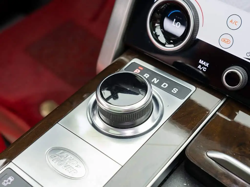 Land Rover Range Rover 2020 — Фото 17/17