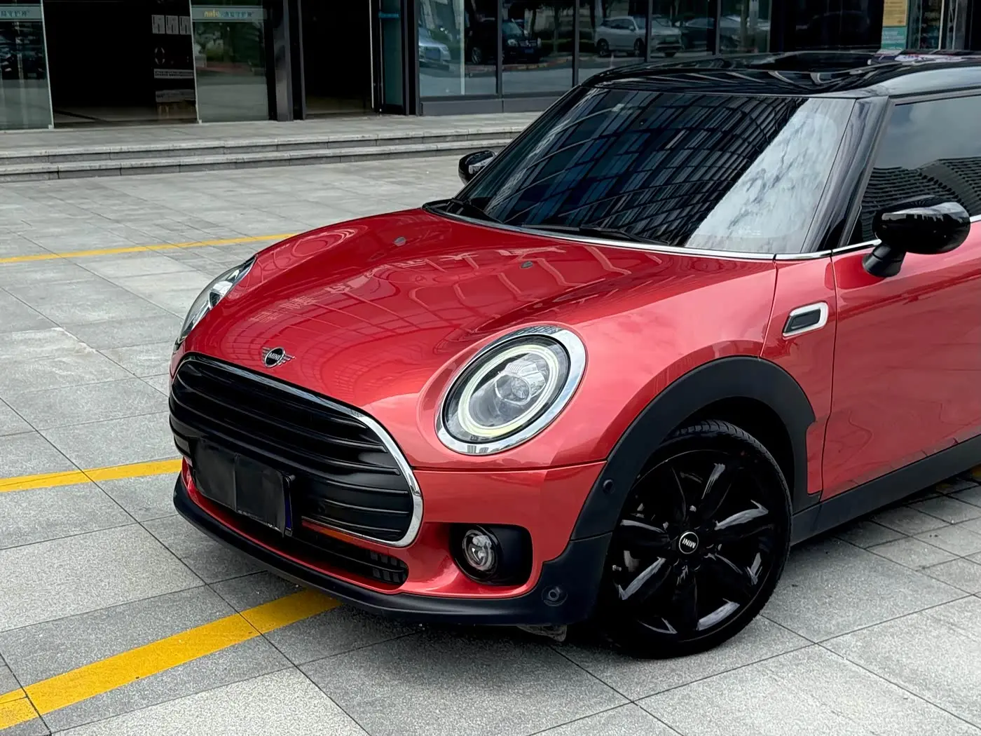 MINI CLUBMAN 2021 — Photo 5/12