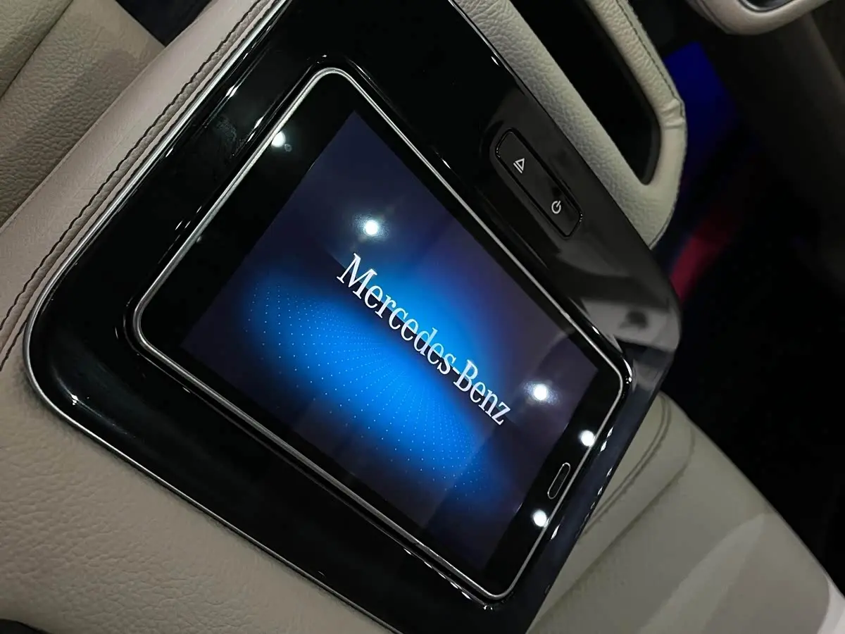 Mercedes-Benz GLE 2022 — Photo 12/19