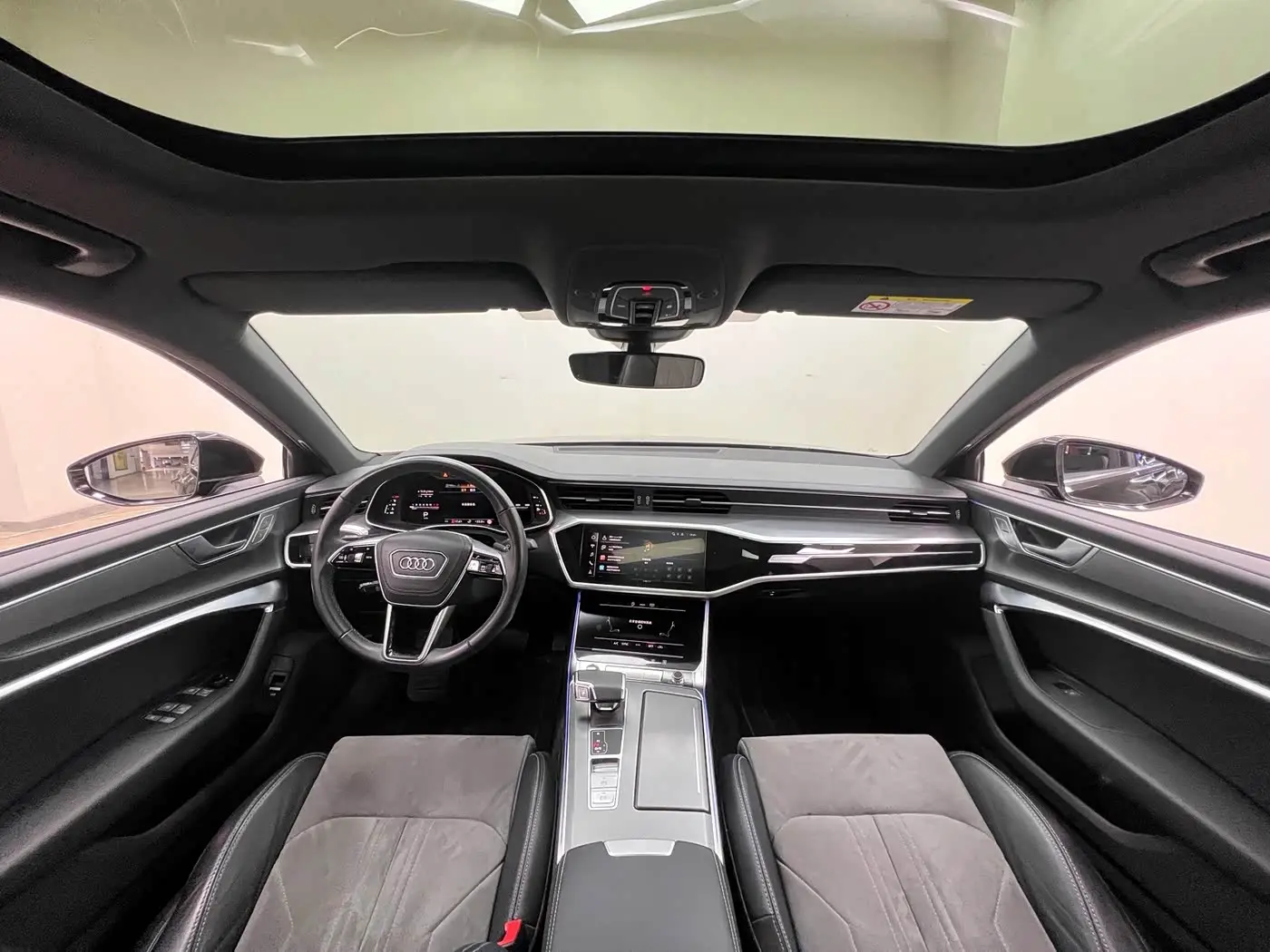 Audi A6L 2025 — Photo 12/20