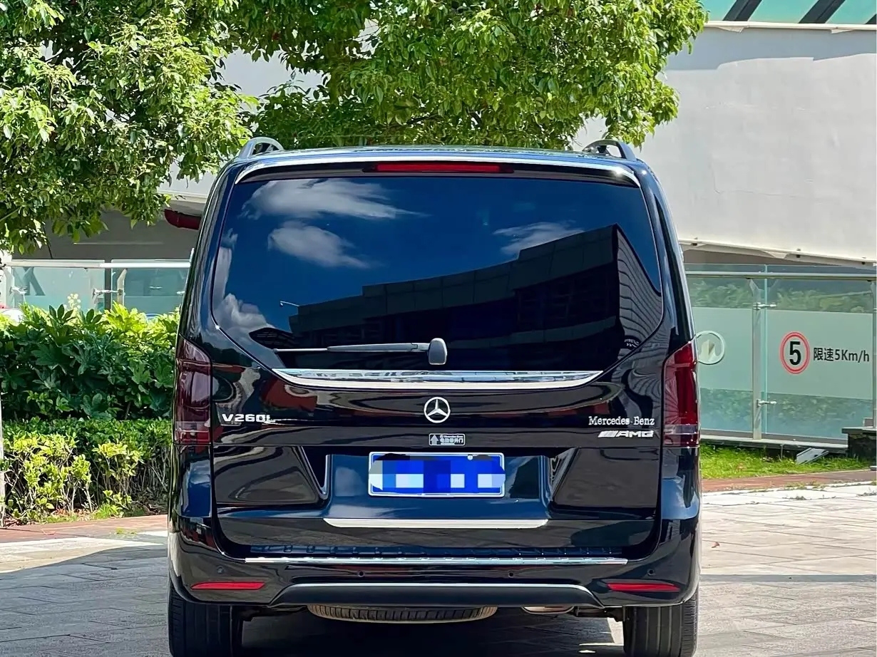 Mercedes-Benz V-Class 2022 — ფოტო 5/17