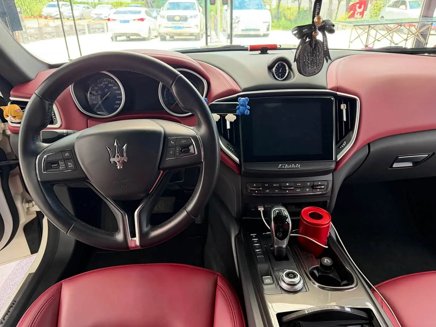 Maserati Ghibli 2017 — ფოტო 11/19