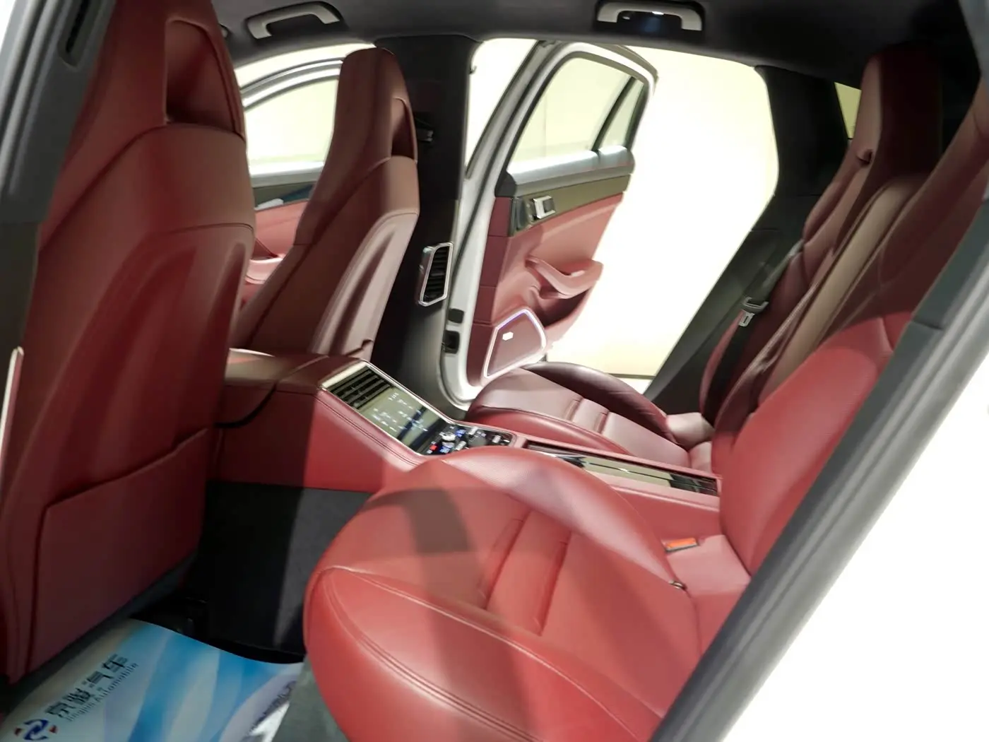 Porsche Panamera 2021 — Photo 4/16