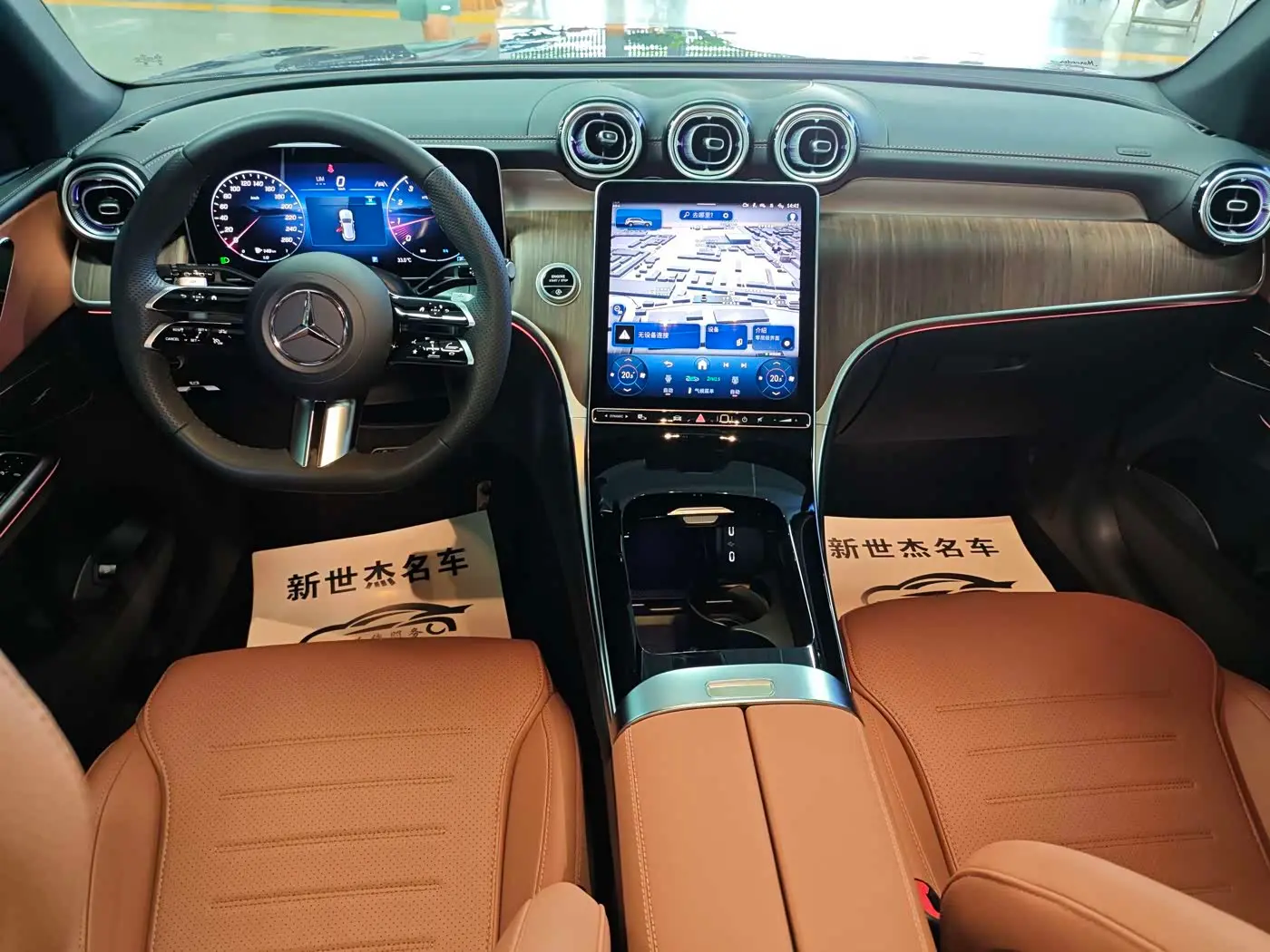 Mercedes-Benz GLC 2025 — Фото 6/17