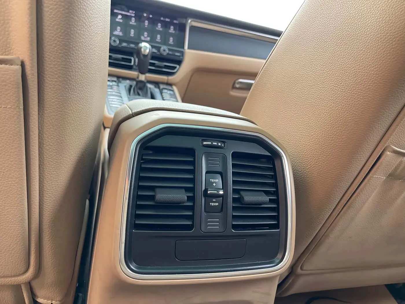 Porsche Macan 2020 — Photo 20/20