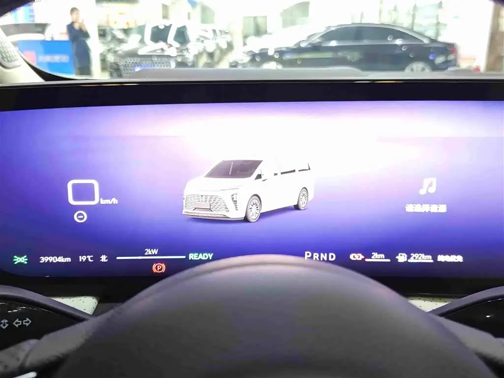 Buick GL8 New Energy 2025 — Photo 18/18