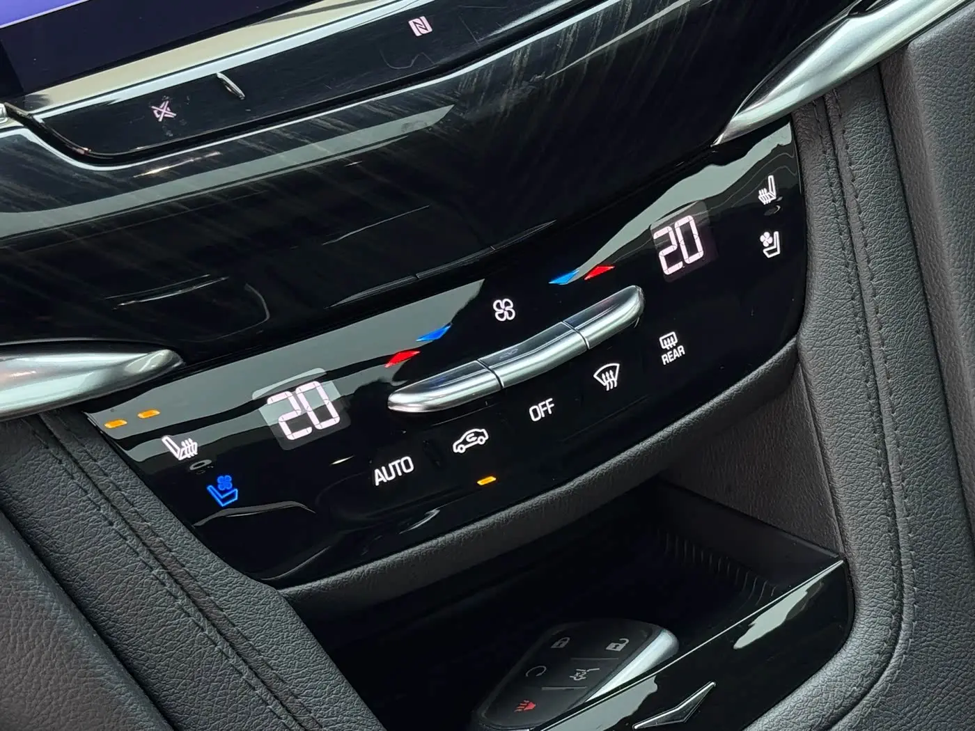 Cadillac XT6 2021 — Photo 11/20