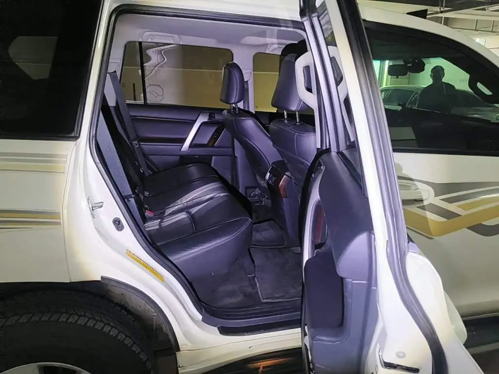 Toyota Prado 2016 — Фото 11/15