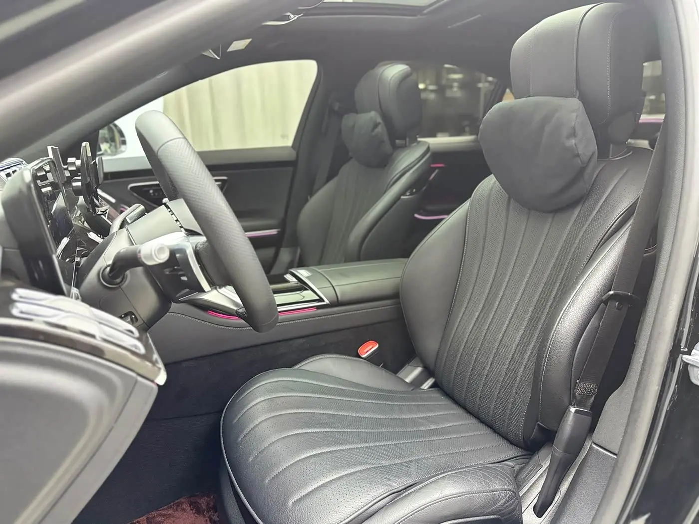 Mercedes-Benz S-Class 2022 — Photo 18/20