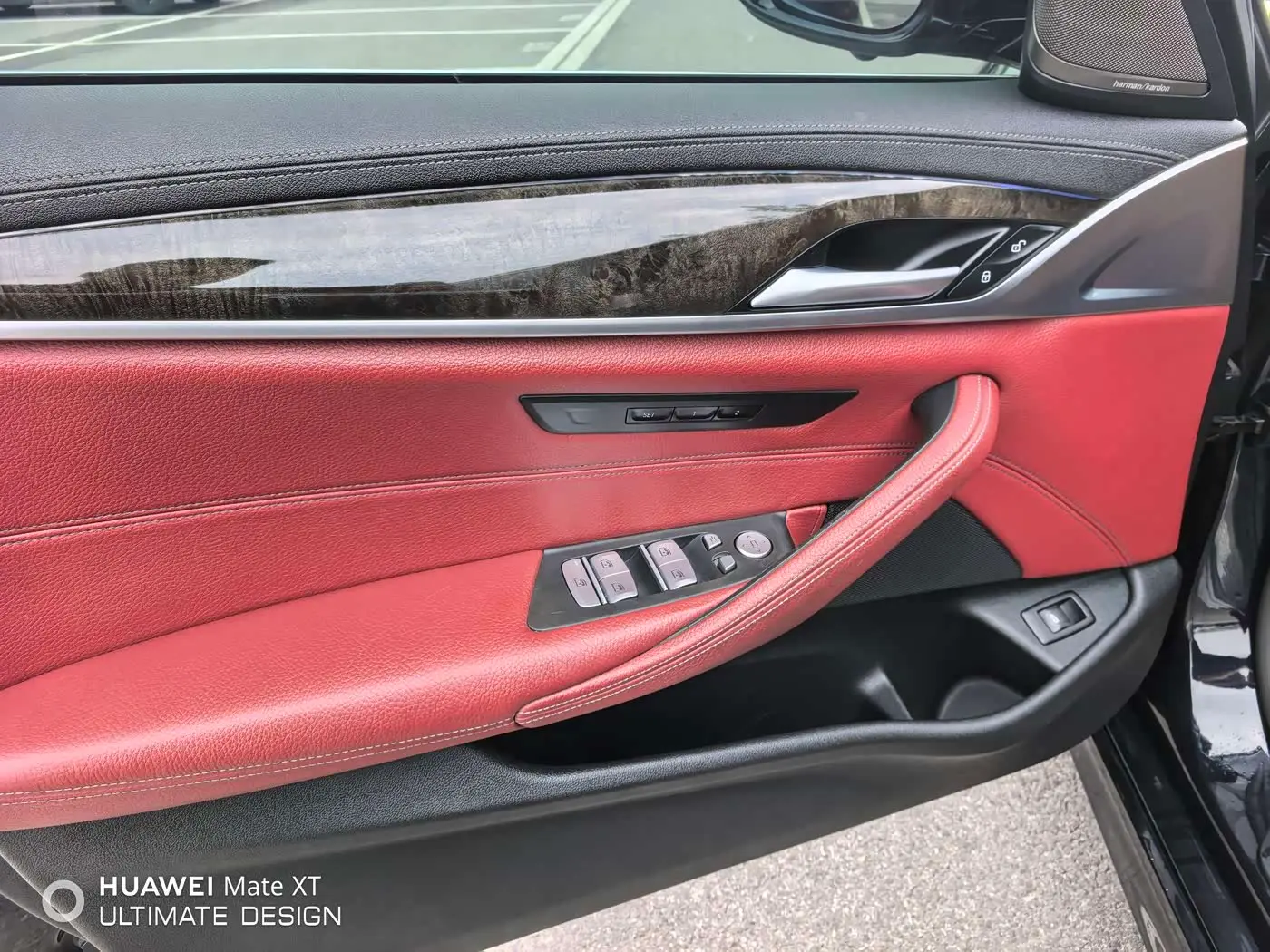 BMW 5 Series 2020 — Photo 7/10
