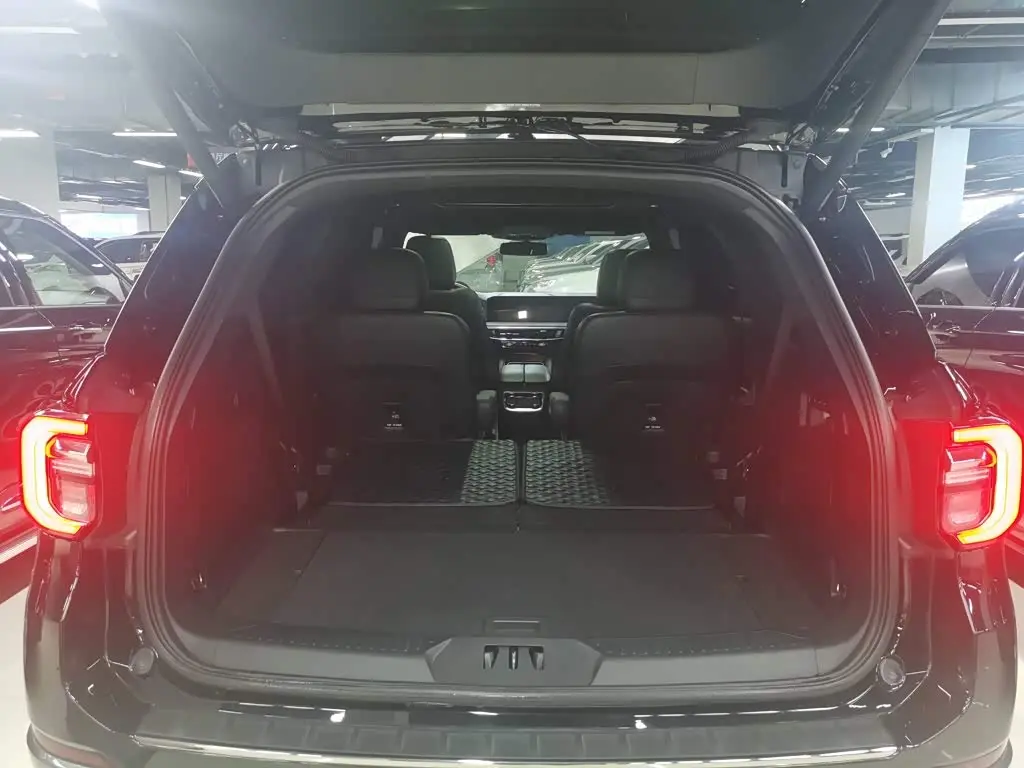 Ford Explorer 2022 — Şəkil 4/20