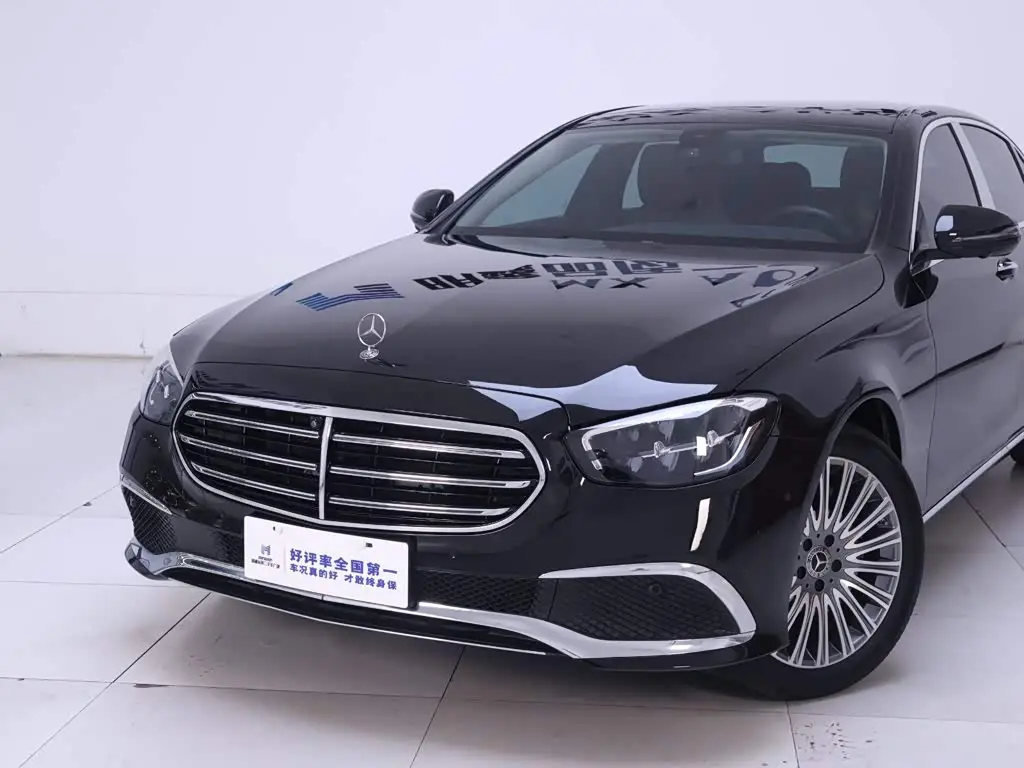 Mercedes-Benz E-Class 2021 — Фото 3/20