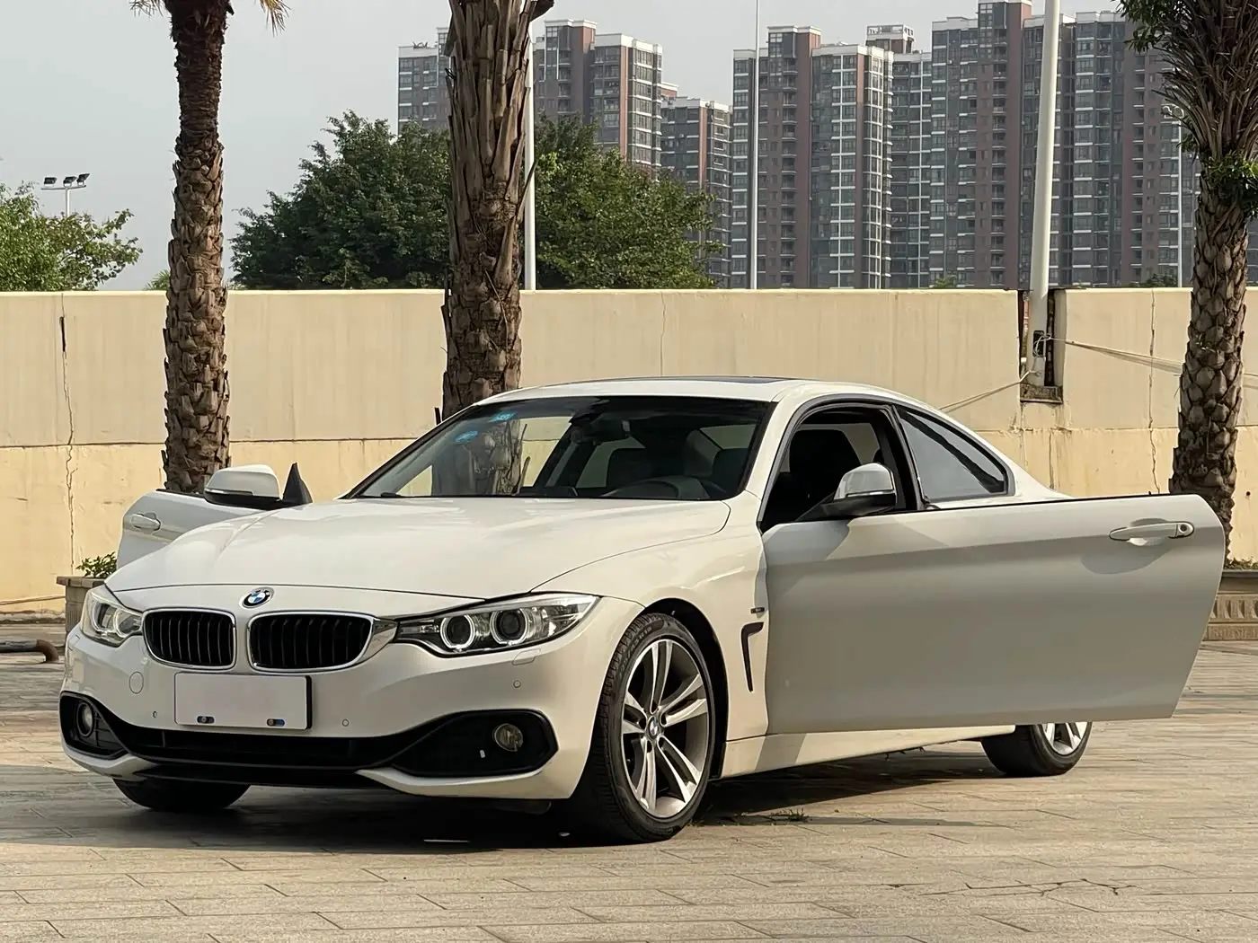 BMW 4 Series 2015 — Фото 15/16