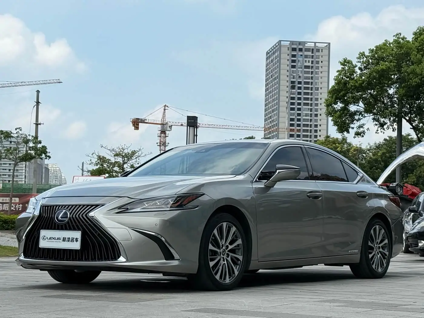 Lexus ES, 2021