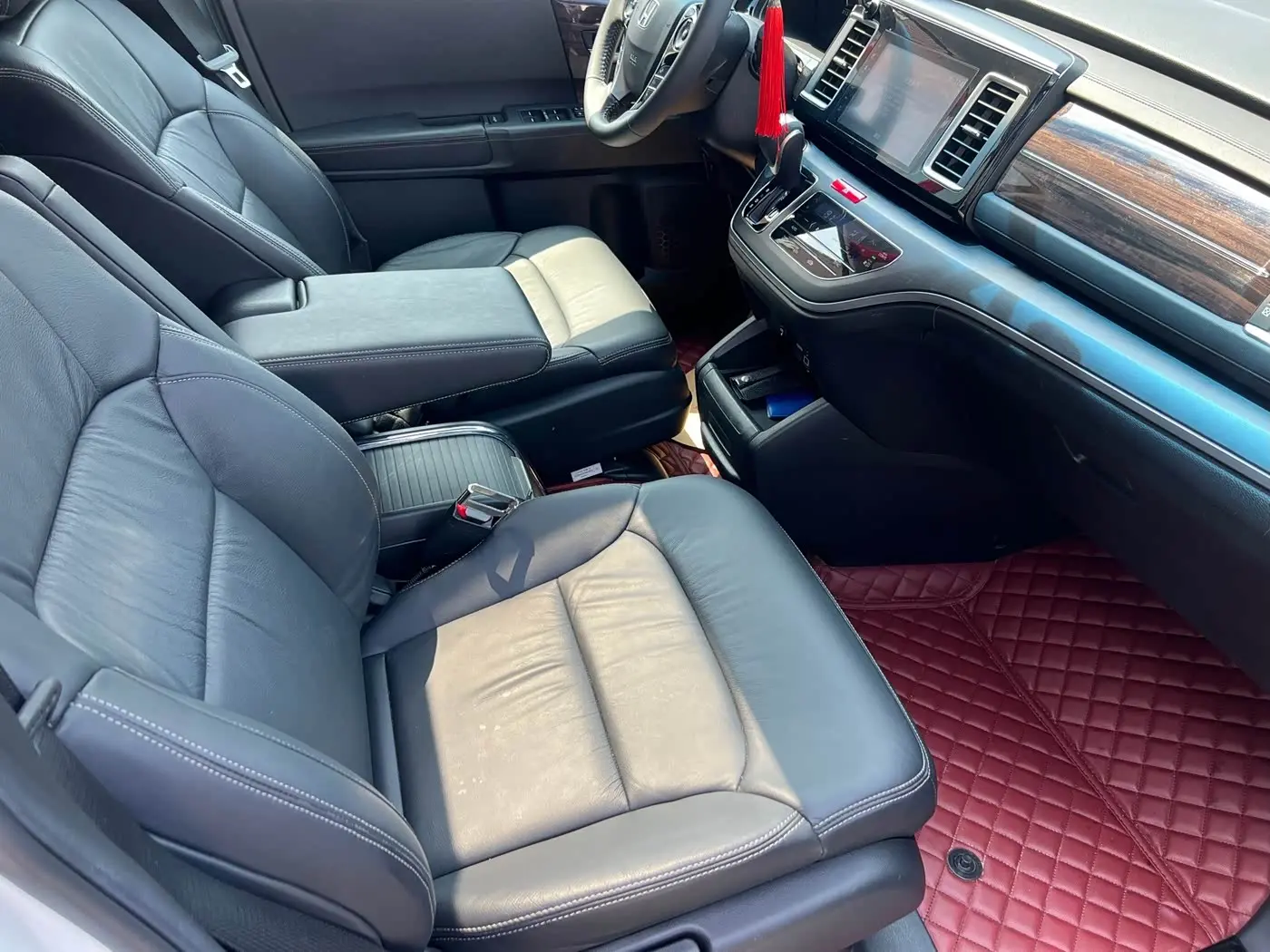 Honda Elysion 2018 — Şəkil 9/15