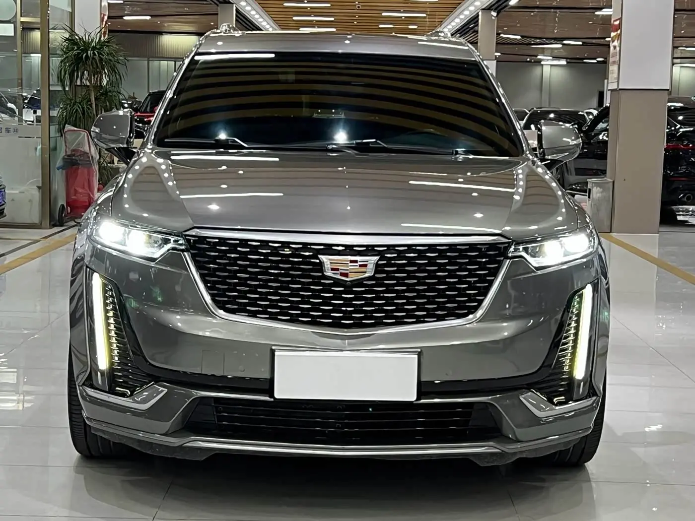 Cadillac XT6 2021 — Photo 2/15