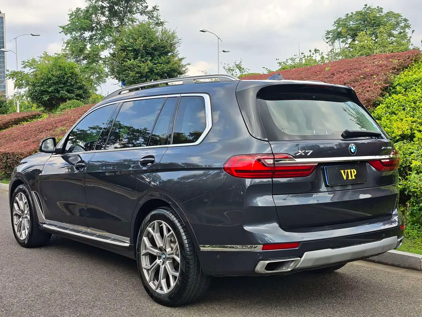 BMW X7 2019 — Photo 18/18