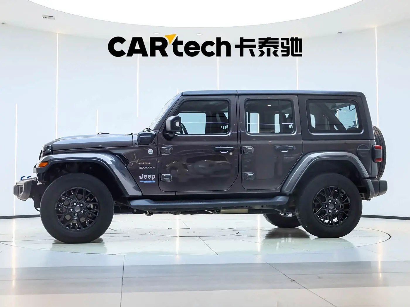 Jeep Wrangler 4xe 2021 — Фото 8/20
