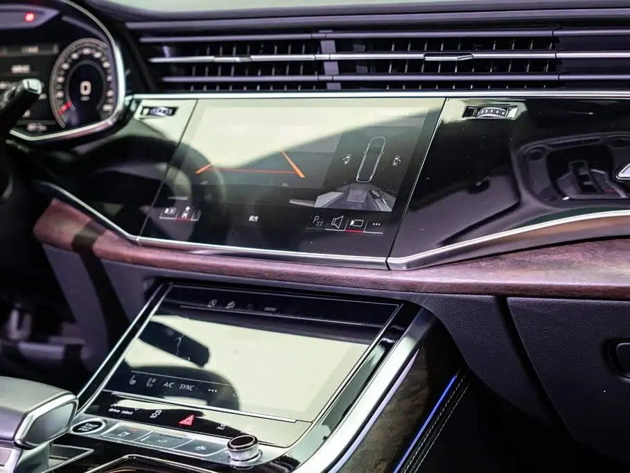 Audi Q7 2024 — Photo 14/20