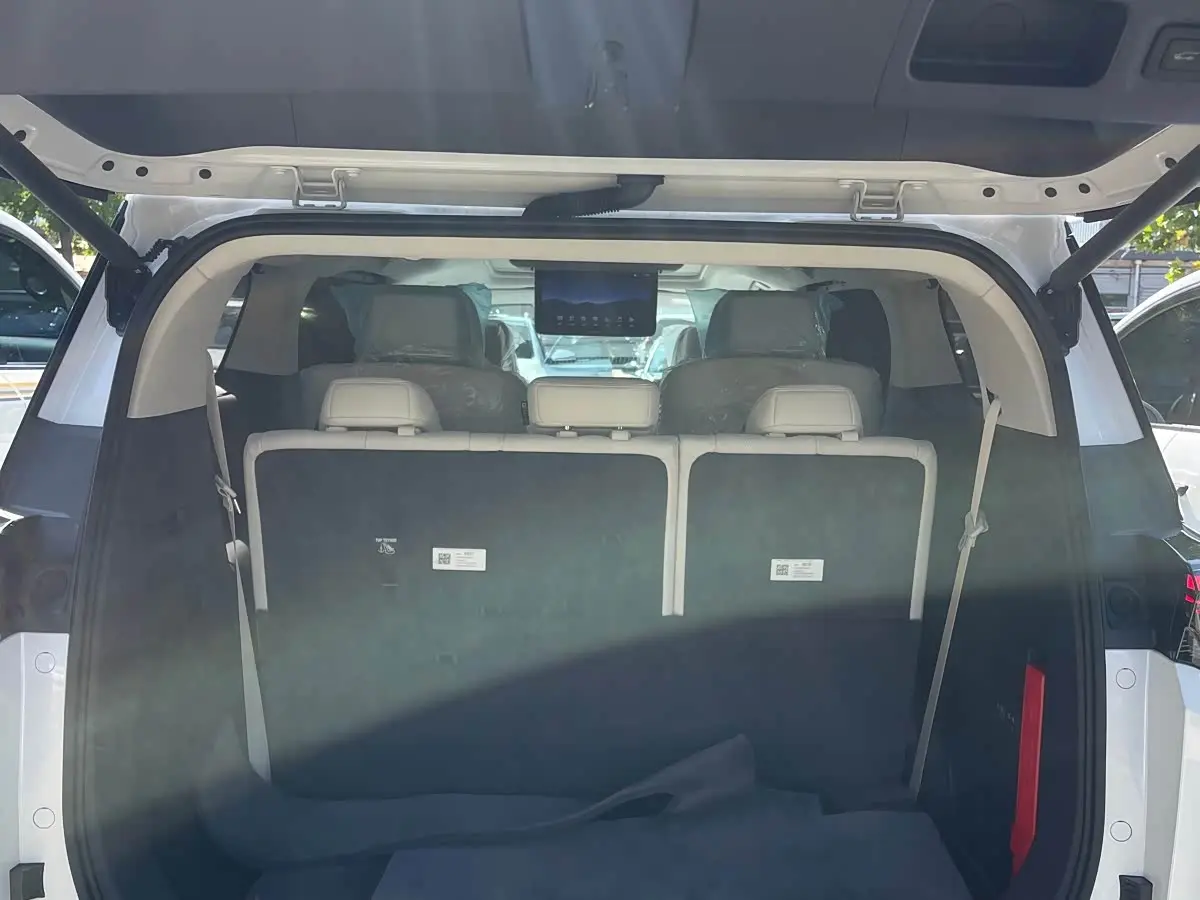 Buick GL8 New Energy 2026 — Photo 14/20