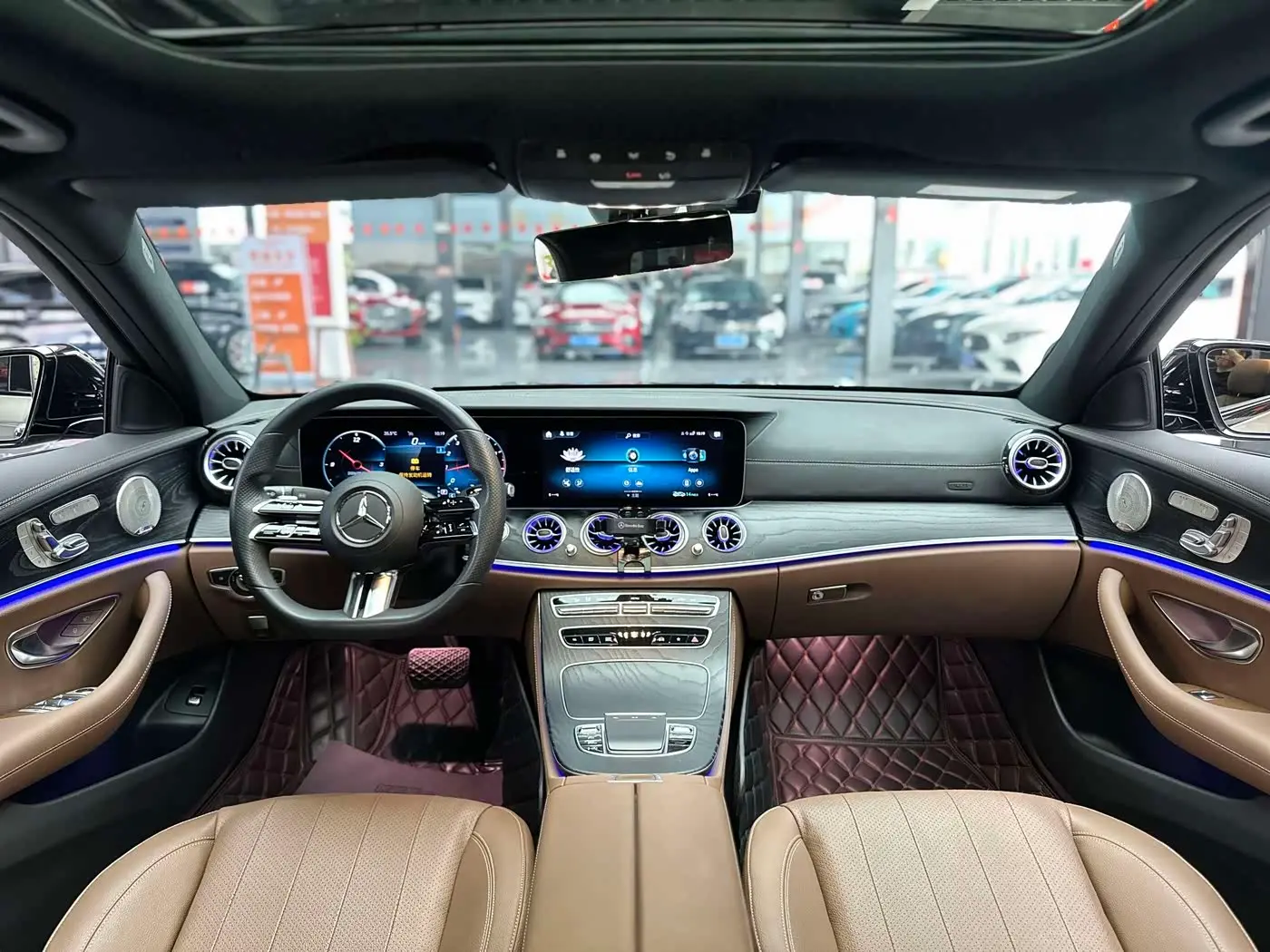 Mercedes-Benz E-Class 2021 — Photo 5/10