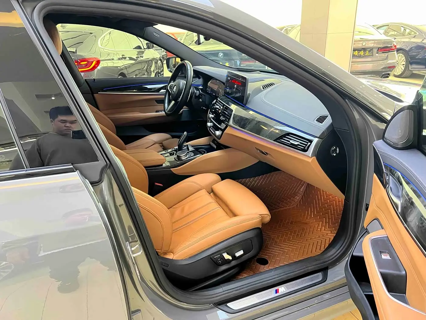 BMW 6 Series GT 2022 — Photo 7/11